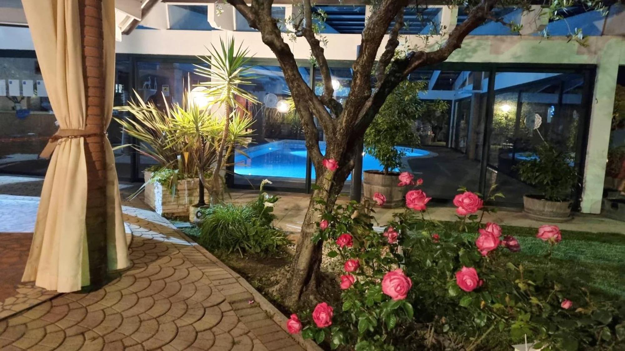 Fontana Oasis Apartments Castelnuovo del Garda Eksteriør billede
