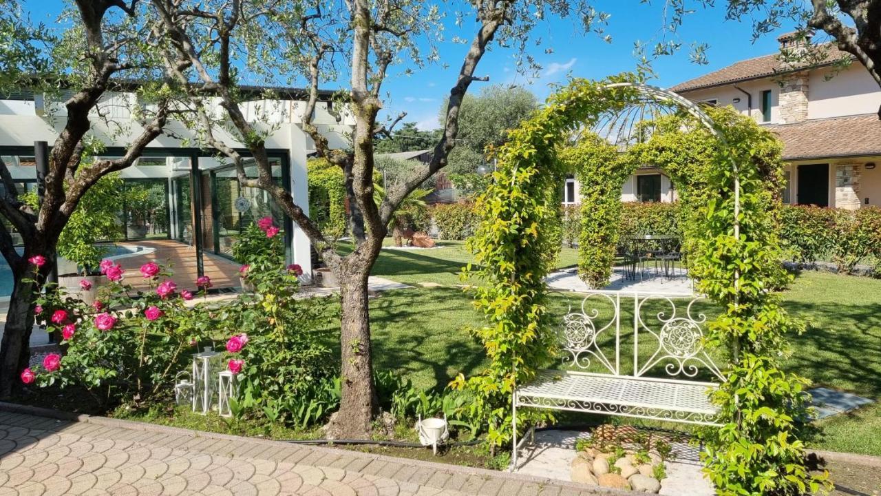 Fontana Oasis Apartments Castelnuovo del Garda Eksteriør billede