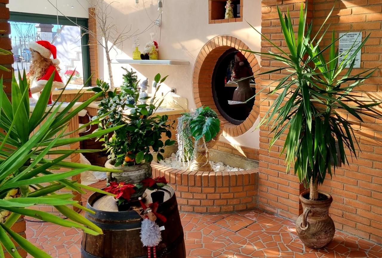 Fontana Oasis Apartments Castelnuovo del Garda Eksteriør billede