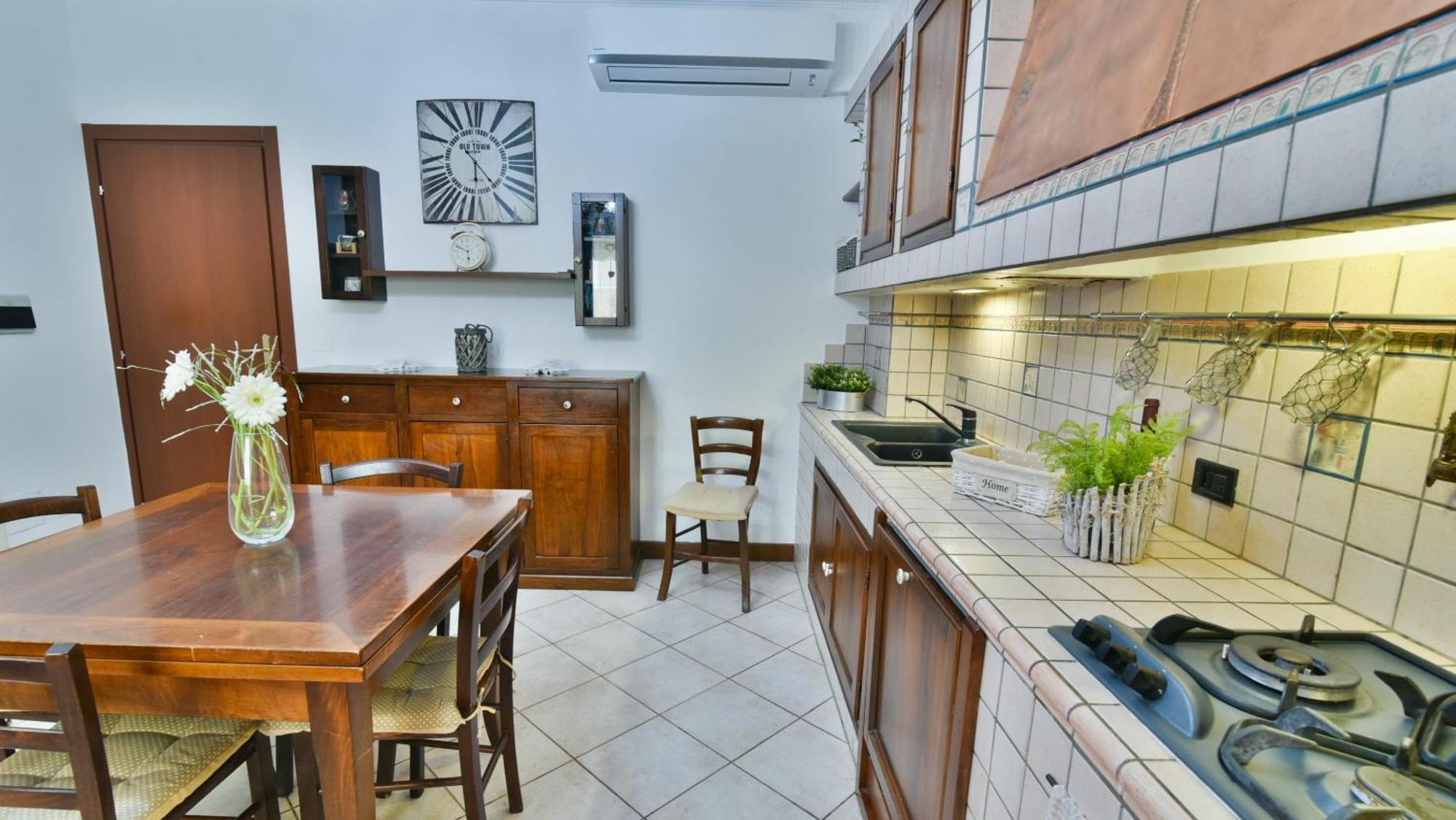 Fontana Oasis Apartments Castelnuovo del Garda Værelse billede