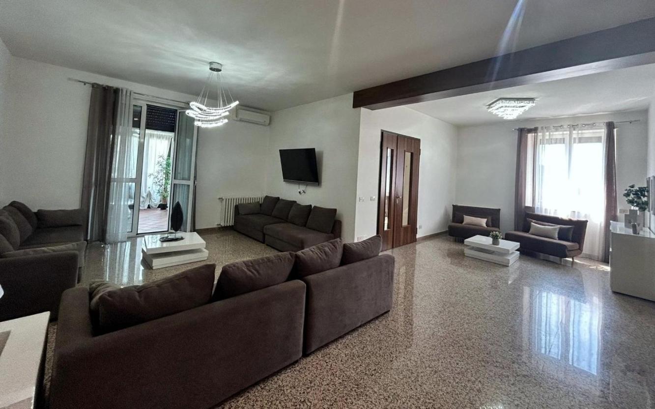 Fontana Oasis Apartments Castelnuovo del Garda Værelse billede